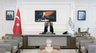 Fatma Şahin'den CHP'li Yarkadaş'a Tazminat Davası