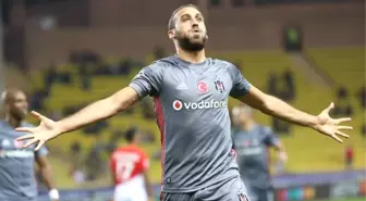 Cenk Tosun Haftanın Futbolcusu Ödülüne Aday