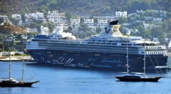 Mein Schiff 2, Bodrum'a Sezonun Son Seferini Yaptı