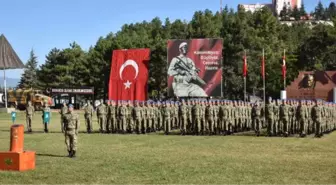 Komando Brövesini, Eşiyle Kızı Taktı