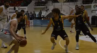 Türkiye Basketbol 1. Ligi: Petkim Spor: 73 - İstanbuspor Beylikdüzü: 83