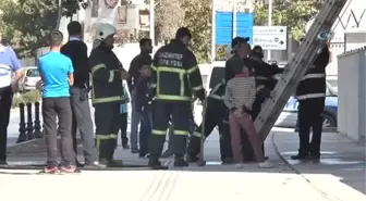 Gaziantep'te Metruk Bina Yangın