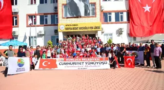 Kumluca'da Dördüncü Cumhuriyet Yürüyüşü Gerçekleştirildi