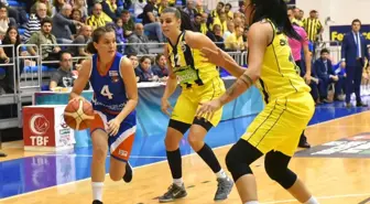 Bornova Becker Spor Fenerbahçe'den Üzgün Ayrıldı