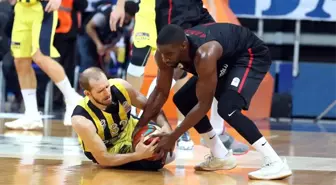 Tahincioğlu Basketbol Süper Ligi: Fenerbahçe Doğuş: 96 - Gaziantep Basketbol: 71