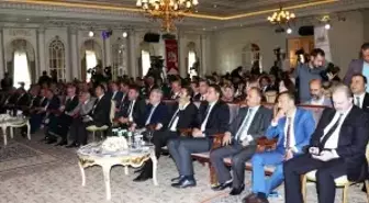 Van'da '1. Kent Ekonomisi ve Yerel Yönetimler' Zirvesi