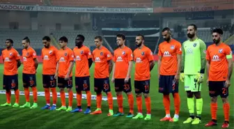 Başakşehir Futbol Kulübü, Kızılay'a 15 Araç Bağışladı