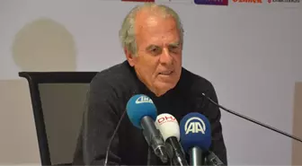 Mustafa Denizli'den Atiker Konyaspor'a Yeşil Işık