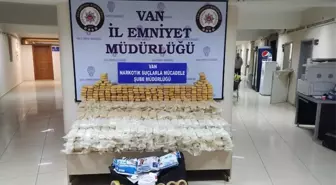Van'da Narkotik Polisi 254 Kilo Eroin Eke Geçirdi
