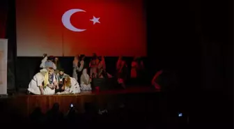 Annelerden Cumhuriyet Bayramı Gösterisi