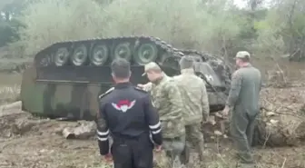 Tekirdağ'da Sele Kapılan Askeri Zırhlı Araç Çıkarıldı