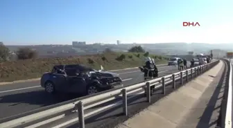 Tekirdağ Tır'a Çarpan Otomobildeki 3 Kişi Yaralandı