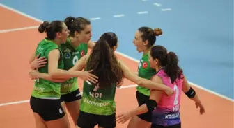 Bursa Büyükşehir Belediyespor - Halkbank: 3-0