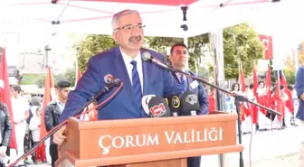 Çorum'da Soğuk Havada 29 Ekim Kutlaması