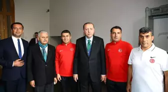 Cumhurbaşkanı Erdoğan ve Başbakan Yıldırım'dan Taekwondo Milli Takımı'na Moral Dopingi