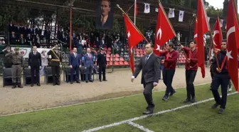 Yağmur Altında Cumhuriyet Coşkusu