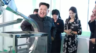 Kuzey Kore Lideri Kim Jong'un Eşi, Fabrika Açılışında Görüntülendi