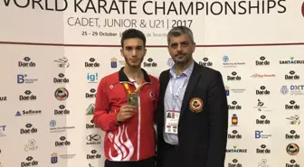 Kağıtsporlu Enes Bulut, Dünya Üçüncüsü