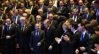 Cumhurbaşkanı Erdoğan'dan Fatma Şahin'e Övgü