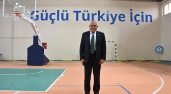 Eskil'de Kapalı Spor Salonu Hizmet Vermeye Başladı