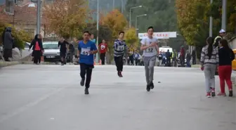 Kargı Panayırı Etkinlikleri Kapsamında Atletizm Yarışları Düzenlendi