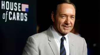 Kevin Spacey Hakkında Yeni Taciz İddiaları: 'Yanımda İç Çamaşırı ile Yatıyordu'