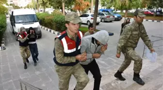 Yollardaki Demir Bariyerleri Çalan 2 Kişi Tutuklandı