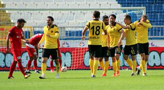 İstanbulspor Farklı Kazandı