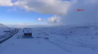 Kayseri Erciyes Beyaza Büründü