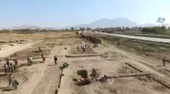 Osmanlı Dönemine Ait 130 Yıllık Mahkeme Evraklarının Bulunduğu Kazı Alanı Havadan Görüntülendi