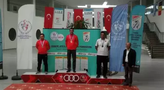 Vanlı Bayrak Türkiye Birincisi Oldu