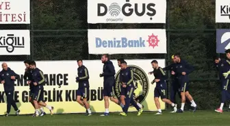 Fenerbahçe, Aykut Kocaman Yönetiminde Çalıştı