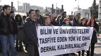 İzmit'te Eğitim-Sen'den Ohal ve YÖK Protestosu