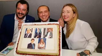 Sicilya'daki Seçimlerde Berlusconi'nin Geri Dönüşü