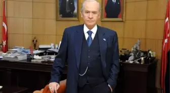 Bahçeli'den İki Kritik Çıkış: Yüzde 10'luk Baraj Düşürülmeli, Erken Seçimden Yana Değiliz