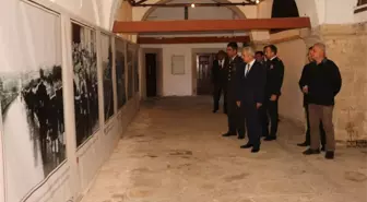 Kuşadası Belediyesi'nden Kervansaray'da Atatürk Anması