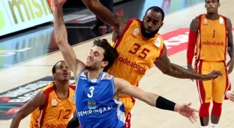 Aslan Evinde Farklı Kazandı
