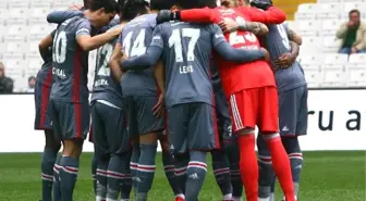 Beşiktaş Özel Maçta Berabere Kaldı