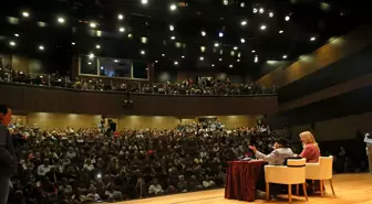 Karşıyaka'da Muazzez İlmiye Çığ izdihamı!