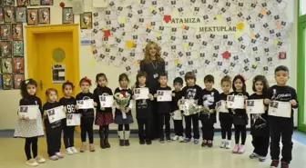 Minik Kalplerin Ata'ya Yazdığı Mektuplar Sergileniyor