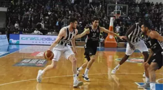 Sakarya Bşb Basketbol - Beşiktaş Sompo Japan: 69-75
