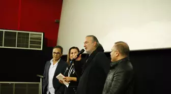 'Sanatın Amacı Bireye, Topluma, Tarihe Ayna Tutmaktır.'