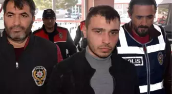 Tüfekle Korkutmak İstediği Arkadaşını Öldürdü