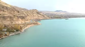 Van Gölü'nde Kale Kalıntısı Bulundu