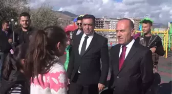 Yüksekova'da Okul Bahçeleri Parka Dönüştürülüyor