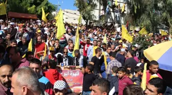 Yüz Binlerce Filistinli Arafat'ı Andı