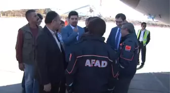 Afad'dan Deprem Bölgesine Ziyaret- Afad Başkanı Güllüoğlu: - 'Türkiye Olarak Depremden Etkilenen...