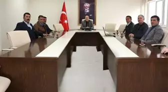 Vali Pehlivan, Köy Muhtarları ile Bir Araya Geldi