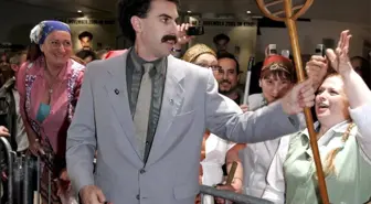 Borat' Karakteri Şeklinde Giyinen 6 Çek Turist Kazakistan'da Tutuklandı