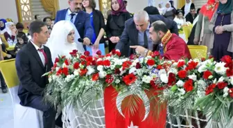 Bir Müftü, İlk Kez Resmi Nikah Kıydı